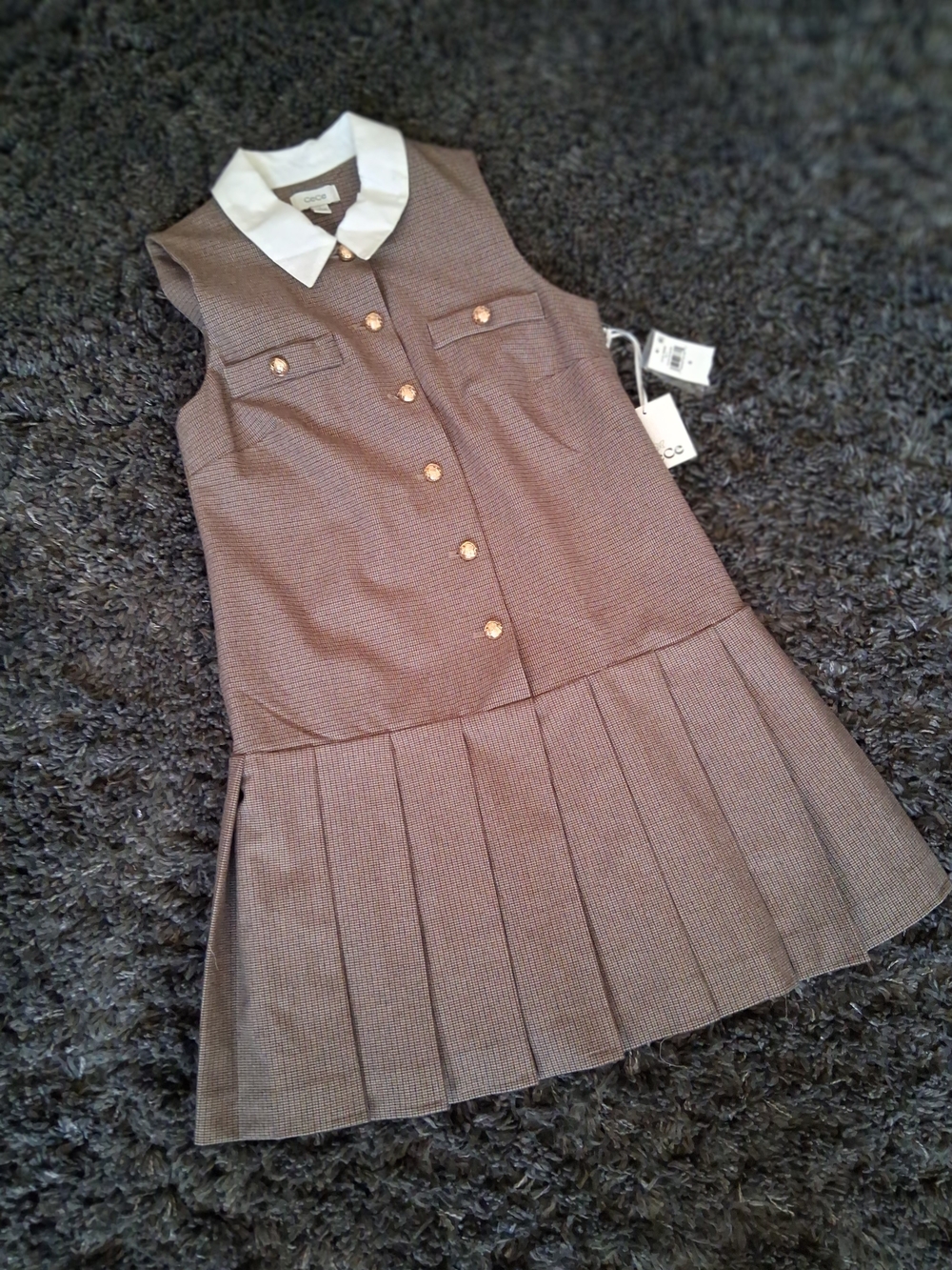 Girls Sleeveless Pleated School Dress with Contrast Collar - Gray
